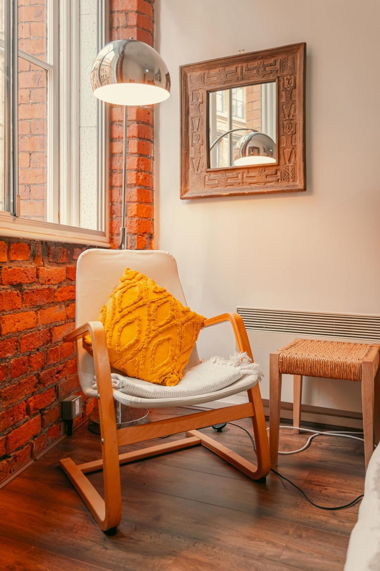 Chic Georgian Flat In Central Манчестер Экстерьер фото