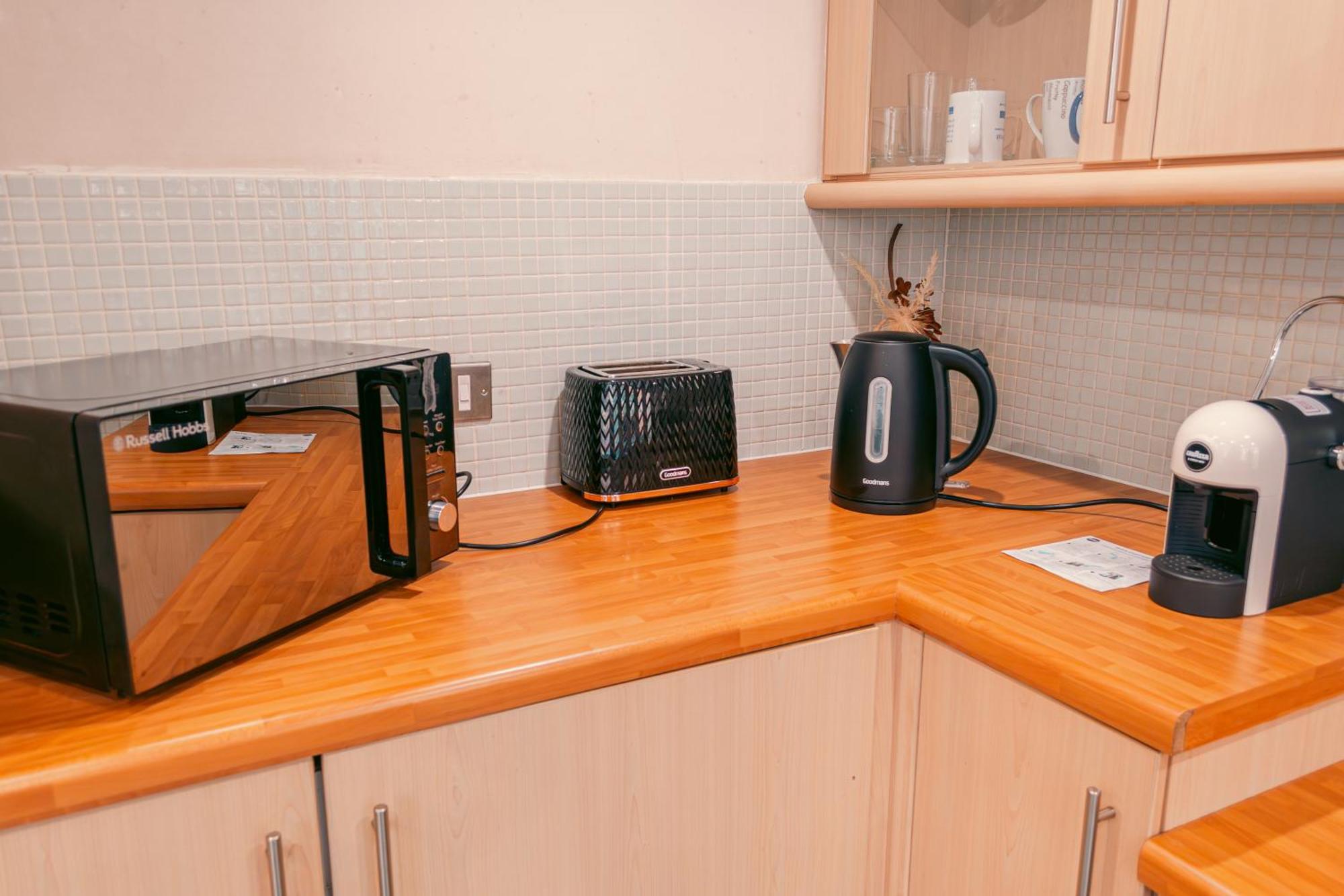 Chic Georgian Flat In Central Манчестер Экстерьер фото