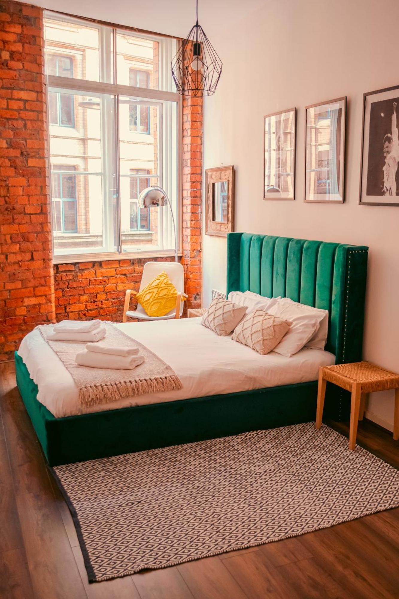 Chic Georgian Flat In Central Манчестер Экстерьер фото