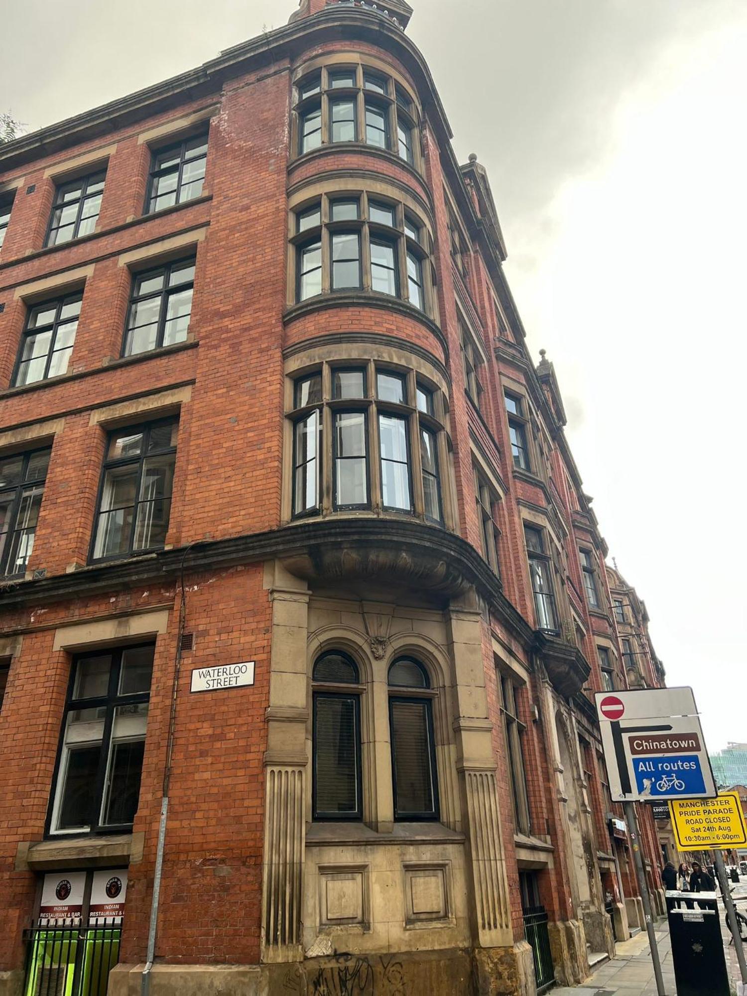 Chic Georgian Flat In Central Манчестер Экстерьер фото